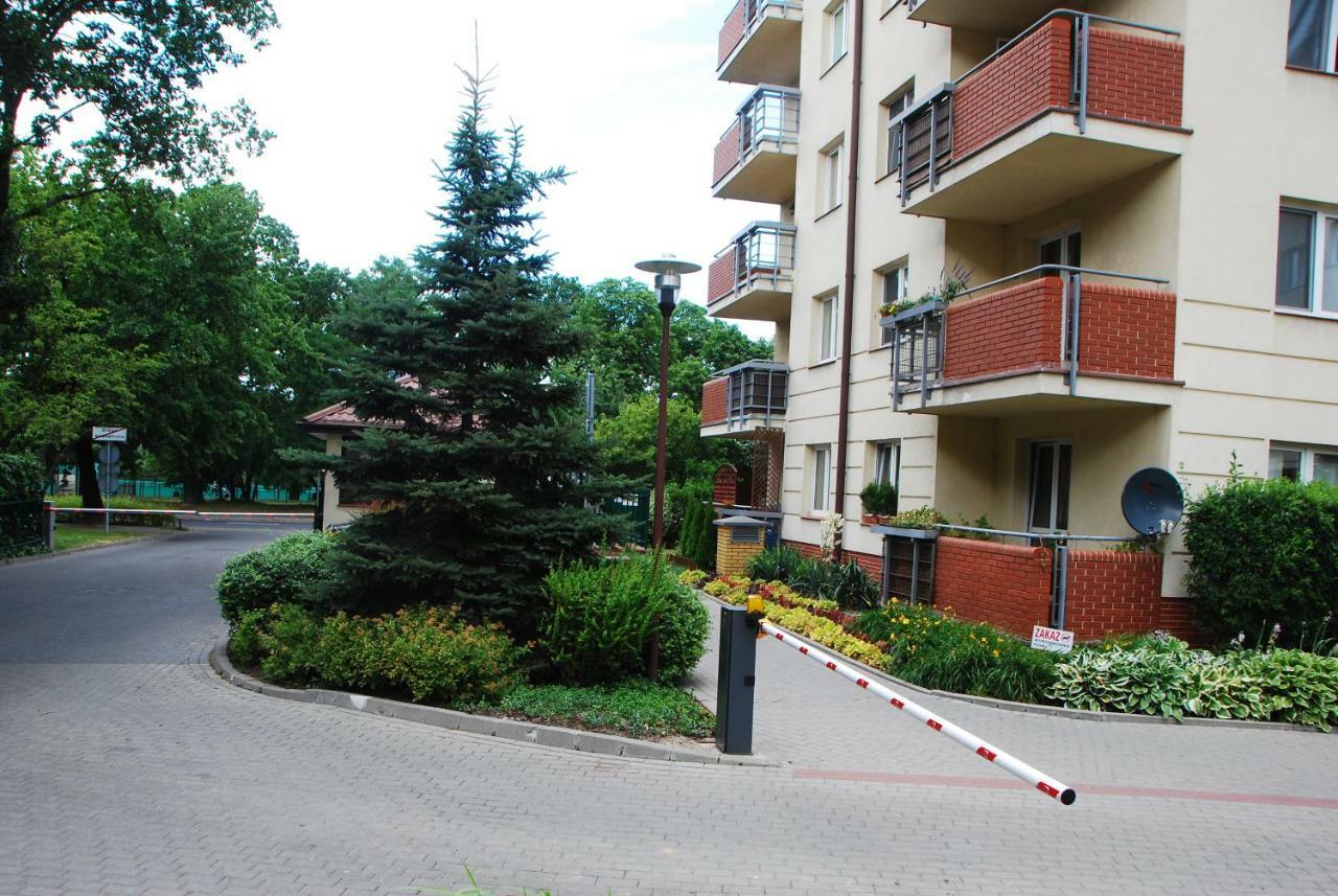 Kasztanowa Apartament Warschau Buitenkant foto