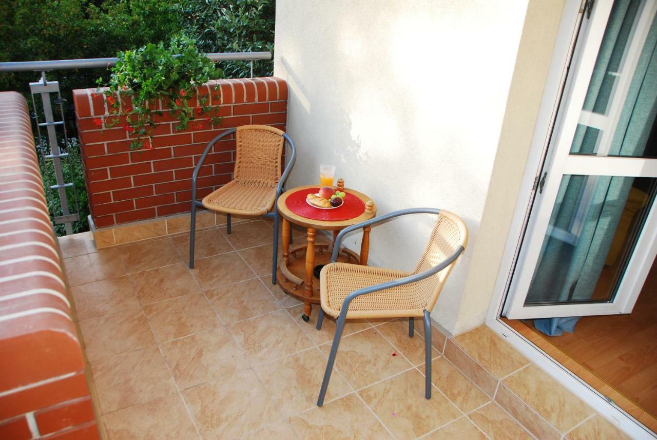 Kasztanowa Apartament Warschau Buitenkant foto